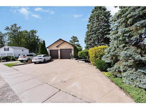 12862 Riverside, Tecumseh, ON 