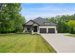 21267 Adams Crescent  Mckay's Corners, ON N7M 5J3