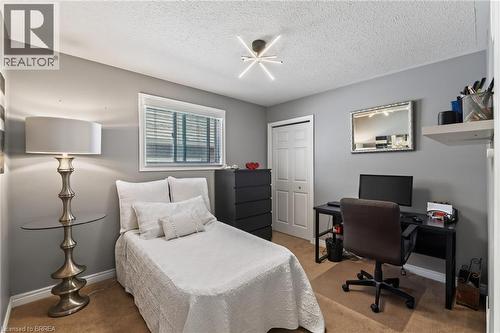 62 Varley Crescent, Brantford, ON 