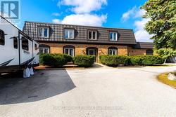 9 WOODCOCK DRIVE  Tillsonburg, ON N4G 4L7
