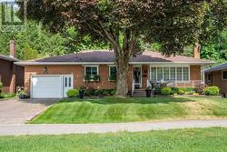 290 Shannon RD Sault Ste. Marie, ON P6A 4K5