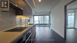 3706 - 1 CONCORD CITYPLACE WAY Toronto, ON M5V 0X3