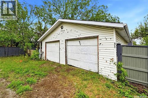 922 Athol Street, Regina, SK 