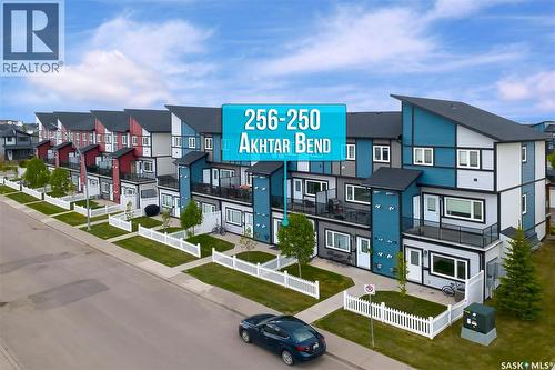256 250 Akhtar Bend, Saskatoon, SK 