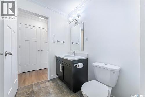 256 250 Akhtar Bend, Saskatoon, SK 