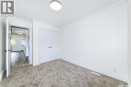 256 250 Akhtar Bend, Saskatoon, SK 