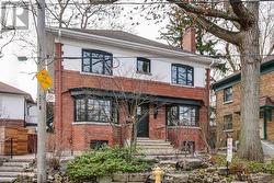 126 HUDSON DRIVE Toronto, ON M4T 2K5