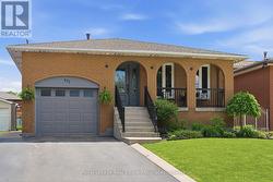 477 QUEEN VICTORIA DRIVE  Hamilton, ON L8W 1G8