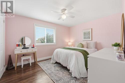 477 Queen Victoria Drive, Hamilton, ON 