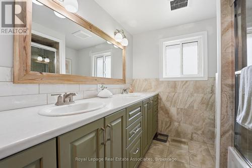 477 Queen Victoria Drive, Hamilton, ON 