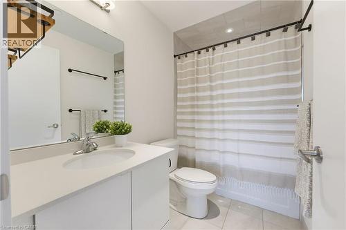 16 Markle Crescent Unit# 513, Ancaster, ON 