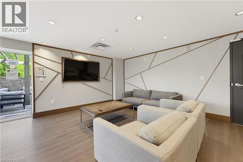 16 Markle Crescent Unit# 513, Ancaster, ON 