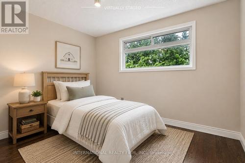 33 Kendleton Drive, Toronto, ON 