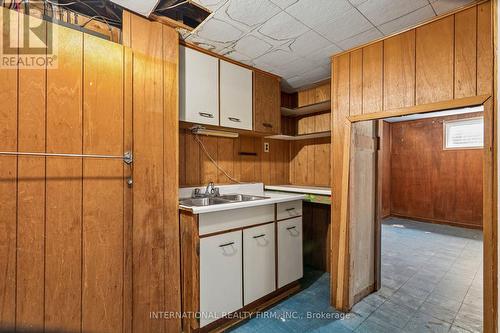 33 Kendleton Drive, Toronto, ON 