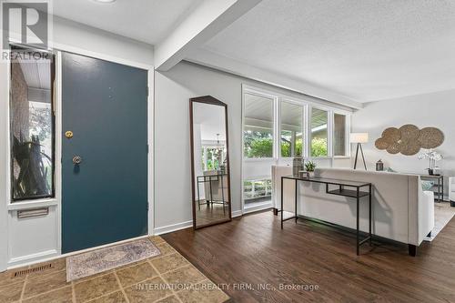33 Kendleton Drive, Toronto, ON 