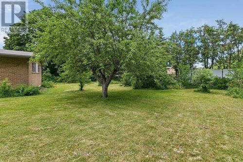 33 Kendleton Drive, Toronto, ON 