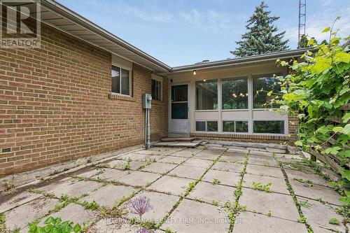 33 Kendleton Drive, Toronto, ON 
