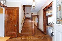 Charming foyer - 