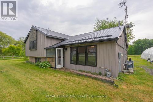 Front Exterior with Steel Roof - 8010 Silver Street, West Lincoln (West Lincoln), ON 