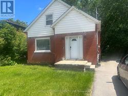 31 BOWMAN STREET Hamilton, ON L8S 2T4