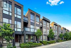 17 THORNCREST DRIVE Vaughan, ON L4J 0K1