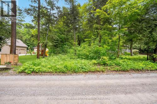 23 East Beach Road, Tiny, ON 