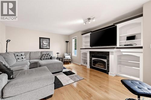 412 Fairway Road N, Regina, SK 