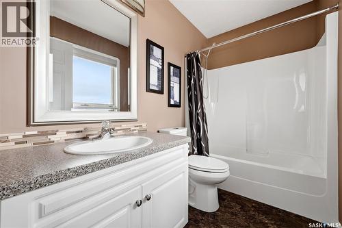 412 Fairway Road N, Regina, SK 