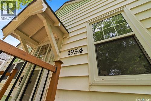 1954 Athol Street, Regina, SK 