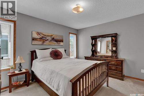 7002 Maple Wood Crescent, Regina, SK 