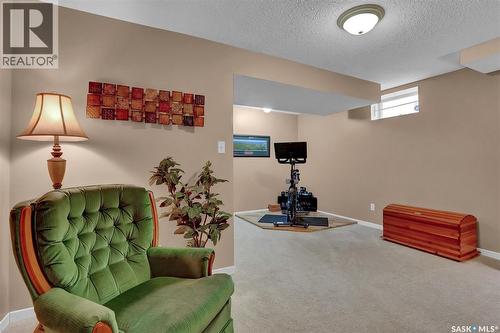 7002 Maple Wood Crescent, Regina, SK 
