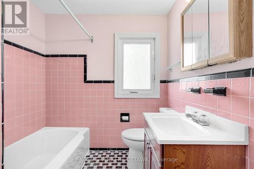 1402 Kilborn Avenue, Ottawa, ON 