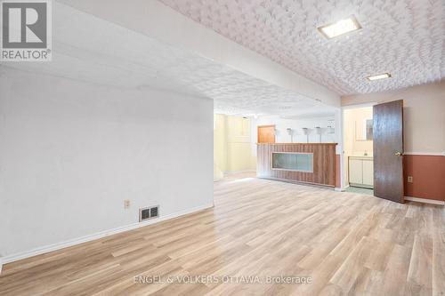 1402 Kilborn Avenue, Ottawa, ON 