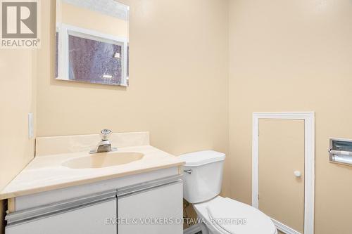 1402 Kilborn Avenue, Ottawa, ON 