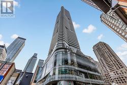 3909 - 11 WELLESLEY STREET W Toronto, ON M4Y 0G4