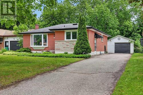489 RAYMOND STREET  Peterborough (Northcrest Ward 5), ON K9H 5M7