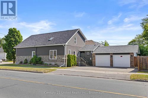 359 MCGILL STREET  Peterborough (Otonabee Ward 1), ON K9J 1W6