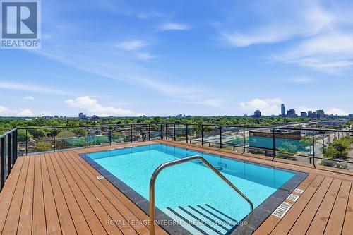 Outdoor Pool - 1203 - 203 Catherine Street, Ottawa, ON 