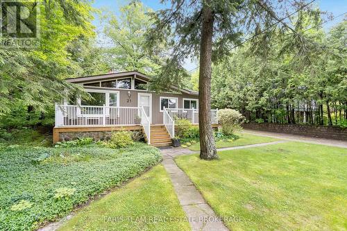 21 East Beach Road, Tiny, ON 