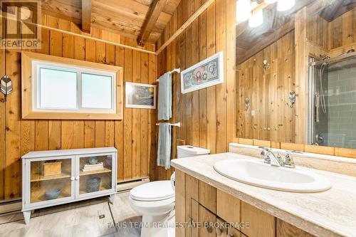 21 East Beach Road, Tiny, ON 