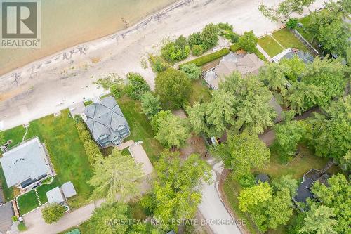 21 East Beach Road, Tiny, ON 