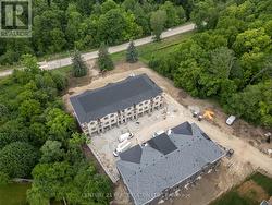 10 - 6636 CLOCK COURT  Mississauga, ON L5W 1N2
