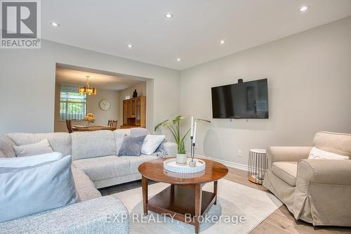 1340 Monmouth Drive, Burlington, ON 
