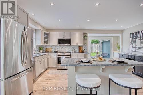 1340 Monmouth Drive, Burlington, ON 