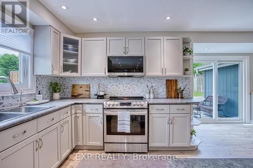 1340 Monmouth Drive, Burlington, ON 