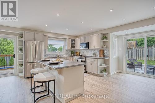 1340 Monmouth Drive, Burlington, ON 