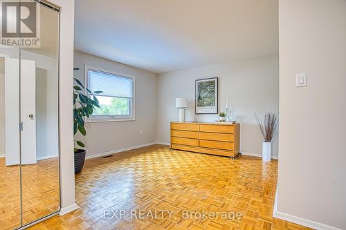 1340 Monmouth Drive, Burlington, ON 