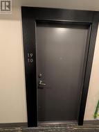 1910 - 8 WELLESLEY STREET W Toronto, ON M4Y 0J5