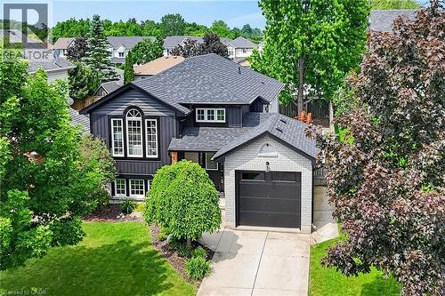 11 Stuart Street, Caledonia, ON 