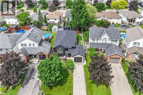 11 Stuart Street, Caledonia, ON 